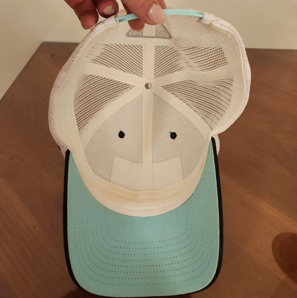 Women's PFG Hat - Picture 3 of 3